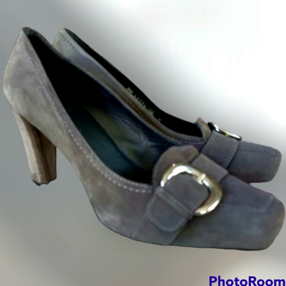 Stuart Weitzman Charcoal Suede 'Edit' Square Toe Pumps - Picture 11 of 12